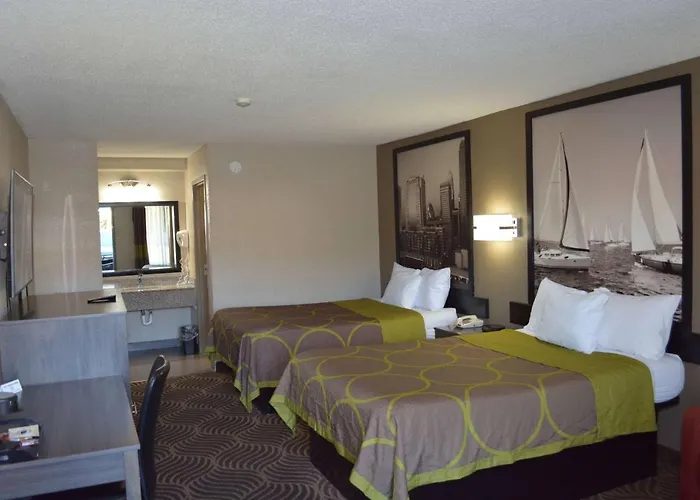 Super 8 By Wyndham Huntersville/Charlotte Area
