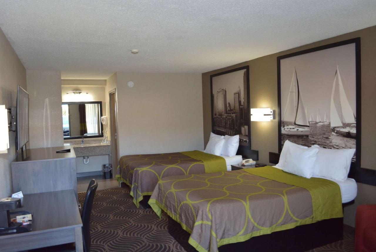 Motel Super 8 By Wyndham Huntersville/charlotte Area